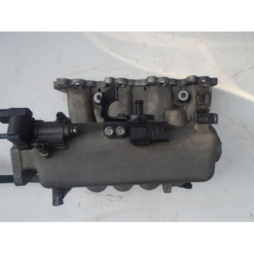 Coletor De Admissao Hyundai I30 2.0 16v 2011