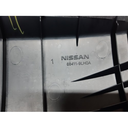 Moldura Superior Painel Nissan March 2015 Á 2019 - Original