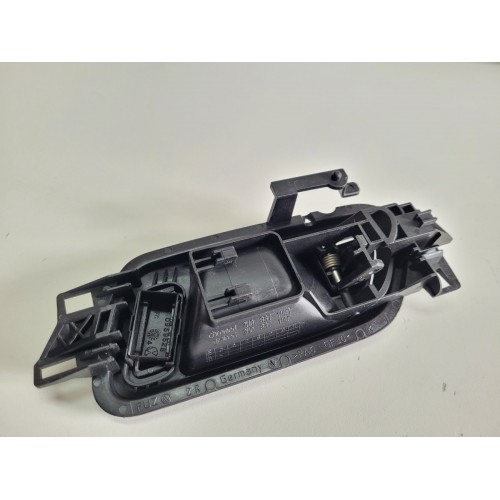 Maçaneta Interna Porta Traseira Direita Vw Amarok 2011/2016