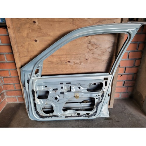 Porta Dianteira Direita Renault Clio 2003 2004 2005 2006