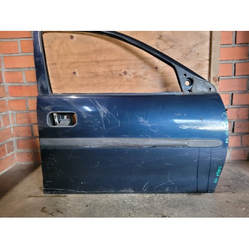 Porta Dianteira Direita Gm Corsa 4 Portas 1997 1998 1999