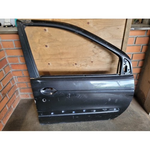 Porta Dianteira Direita Renault Scenic 2...