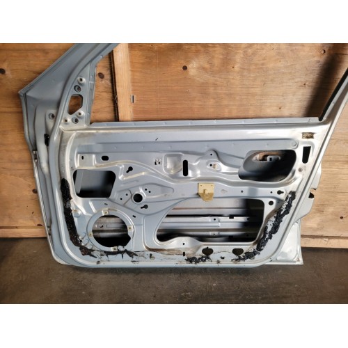 Porta Dianteira Direita Renault Clio 2004 2005 2006 2007