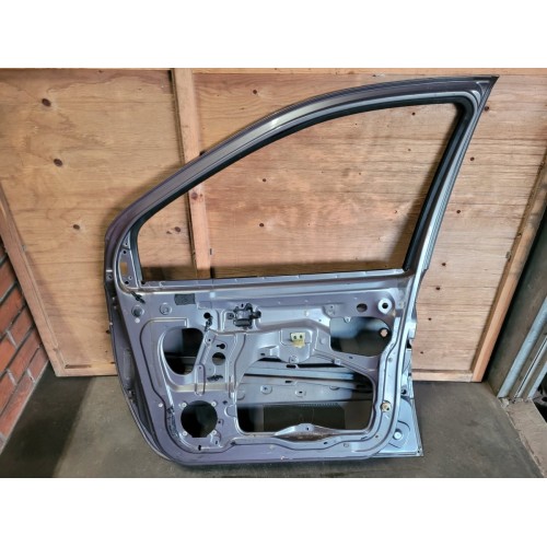 Porta Dianteira Direita Renault Scenic 2003 2004 2005 2006