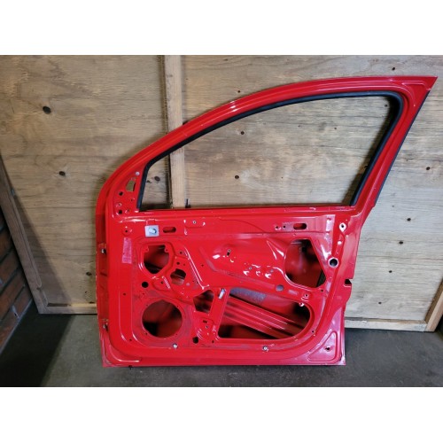 Porta Dianteira Direita Vw Gol Voyage G5 G6 G7 C/detalhe