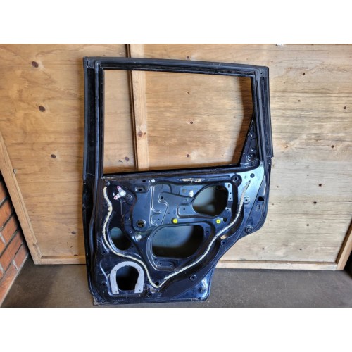 Porta Traseira Direita Honda Fit 2004 2005 C/detalhe