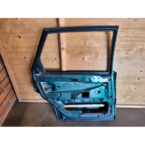 Porta Traseira Esquerda Vw Passat Vr6 1995