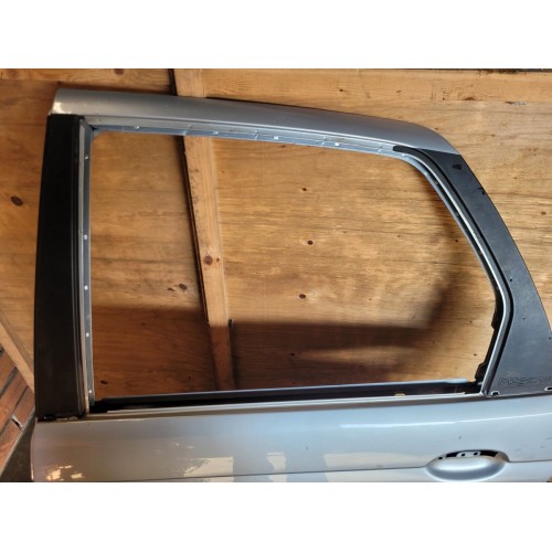 Porta Traseira Esquerda Renault Scenic 2002 2003 2004 2005