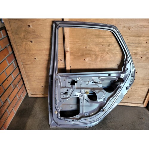 Porta Traseira Direita Renault Scenic 2002 2003 2004 2005